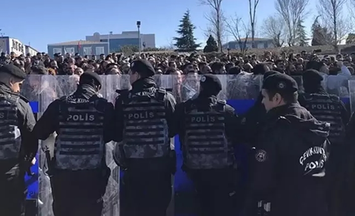 İstanbul Büyükşehir Belediyesi (İBB), son dönemde terör ve yolsuzluk suçlamalarıyla