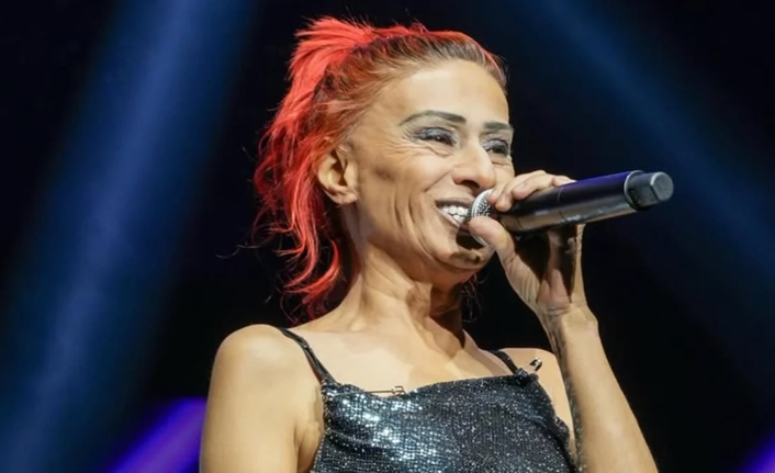 Ünlü sanatçı Yıldız Tilbe, Gazze’de iftar vererek gönülleri kazandı. Sanatçının