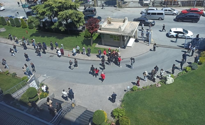 İstanbul’un Silivri ilçesi açıklarında Marmara Denizi’nde 6.2 büyüklüğünde deprem meydana