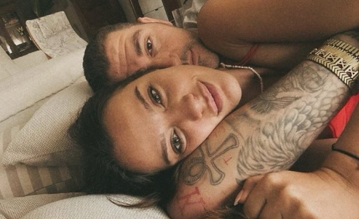 35 yaşındaki güzel oyuncu İrem Helvacıoğlu, bir süredir birlikte olduğu