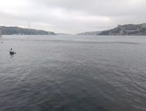 Marmara Denizi’nde deprem anı kameraya yansıdı