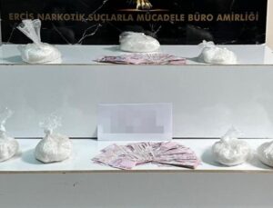Van’da durdurulan araçta kilolarla uyuşturucu çıktı