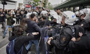 İstanbul’da 1 Mayıs Emek ve Dayanışma Günü, Kadıköy Rıhtım Meydanı