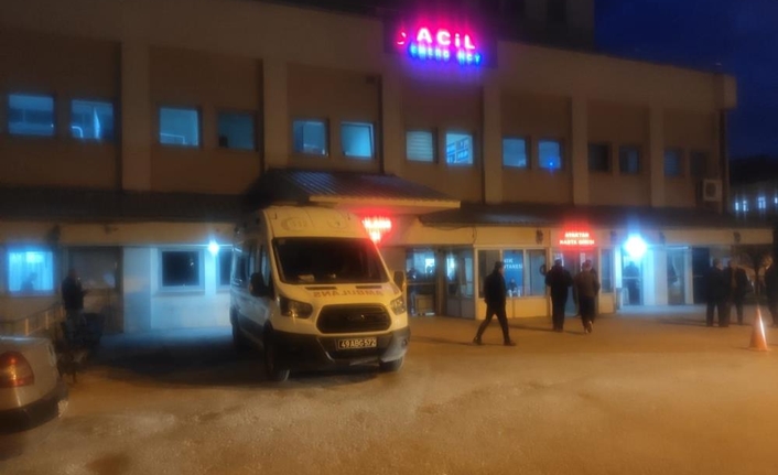Bulanık ilçesinde yaşanan trajik olayda, bir evin tavanının çökmesi sonucu