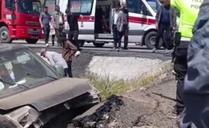 Çaldıran ilçesi girişinde meydana gelen trafik kazasında 8 kişi yaralandı.