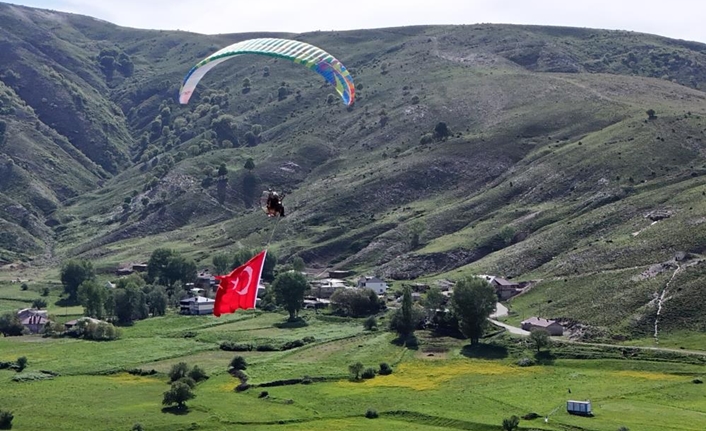 Bitlis Yamaç Paraşütü Kulübü ile Erzincan Yamaç Paraşütü Kulübü iş