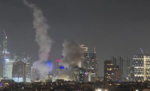 İran, İsrail’in sabah saatlerinde düzenlediği hava saldırılarına karşılık olarak İsrail’e