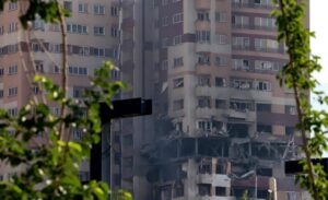 İsrail’in İran’ın Tebriz kentine düzenlediği hava saldırılarında bilanço giderek ağırlaşıyor.