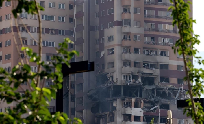 İsrail’in İran’ın Tebriz kentine düzenlediği hava saldırılarında bilanço giderek ağırlaşıyor.