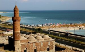 İslam dünyasında büyük bir heyecanla beklenen Kurban Bayramı, milyonlarca Müslüman