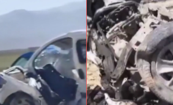 Çaldıran ilçesinde iki aracın kafa kafaya çarpışması sonucu meydana gelen