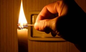 Van genelinde sıklaşan elektrik kesintileri, vatandaşların tepkisini çekmeye devam ediyor.