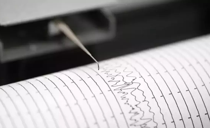 Simav ilçesinde Richter ölçeğine göre 4.5 büyüklüğünde bir deprem meydana