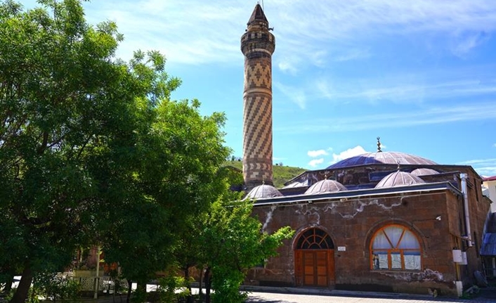 İslam dünyasında büyük bir heyecanla beklenen Kurban Bayramı, milyonlarca Müslüman