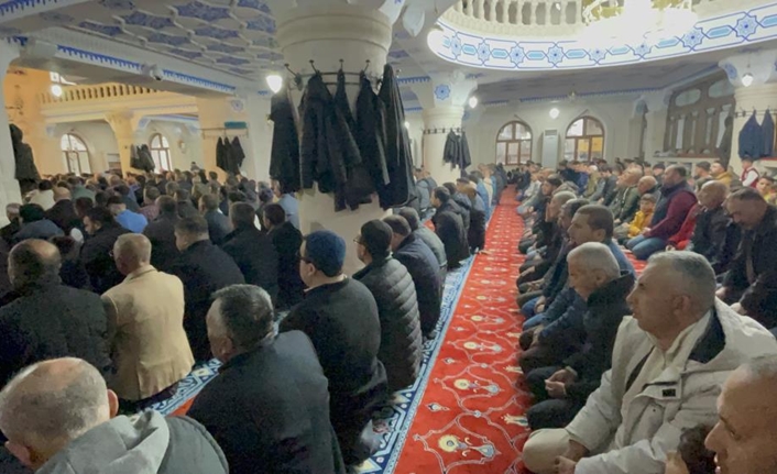Kurban Bayramı’nın ilk sabahında Bitlis, Muş ve Hakkari’de vatandaşlar sabahın