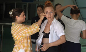 Antalya’da Yükseköğretim Kurumları Sınavı’na (YKS) kısa şort, beyaz gömlek ve