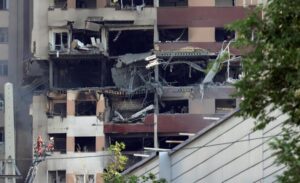 İsrail’in İran’a düzenlediği gece saldırısında, İran Genelkurmay Başkanı Muhammed Bakıri