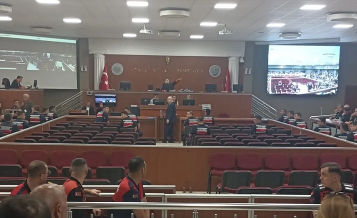 Zafer Partisi Genel Başkanı Ümit Özdağ, Cumhurbaşkanı Erdoğan’a yönelik sert