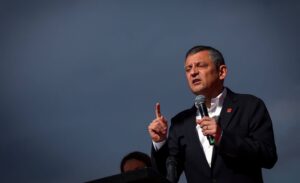 CHP Genel Başkanı Özgür Özel hakkında, İstanbul ve Ankara Cumhuriyet