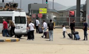 İsrail’in İran’a yönelik hava saldırılarının ardından İran’da bulunan Türk vatandaşları