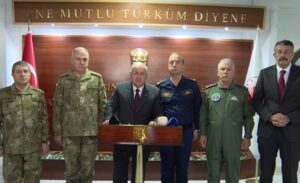 Milli Savunma Bakanı Yaşar Güler, Pençe-Kilit Harekatı bölgesinde şehit olan