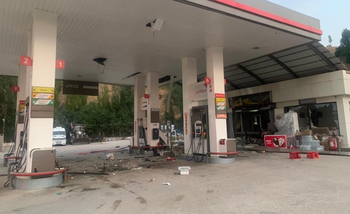 Özalp ilçesinde bir petrol istasyonunda meydana gelen patlamada 1 kişi