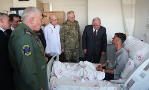 Millî Savunma Bakanı Yaşar Güler, Pençe-Kilit Harekâtı bölgesinde metan gazından