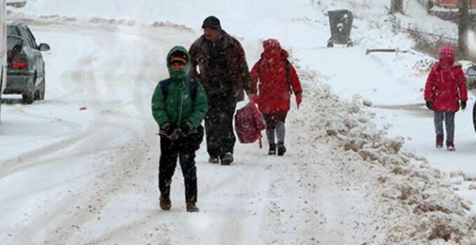 Merakla beklenen karar açıklandı! Van’da eğitime bir gün daha ara
