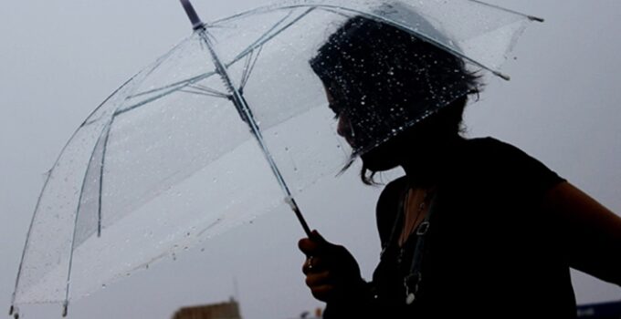 Kuvvetli yağış ve rüzgar uyarısı! Birçok ilde sağanak etkili olacak